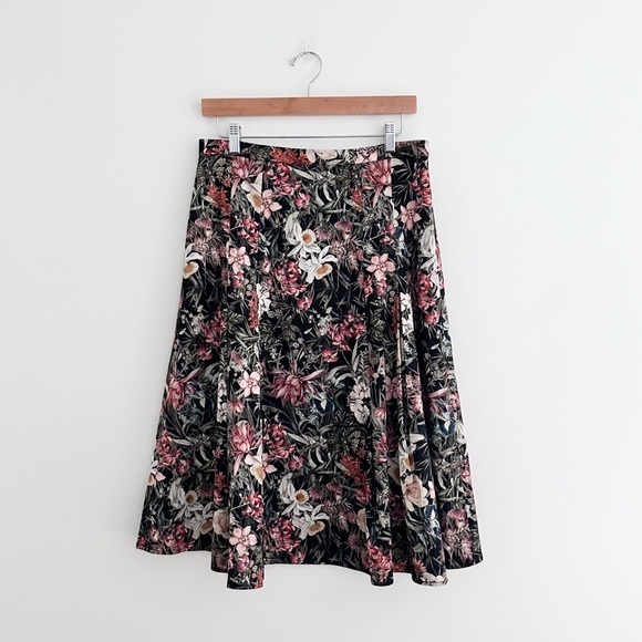 ANTONIO MELANI Dresses & Skirts - Antonio Melani Cotton Sateen A-Line Brenda Black Floral Print Skirt